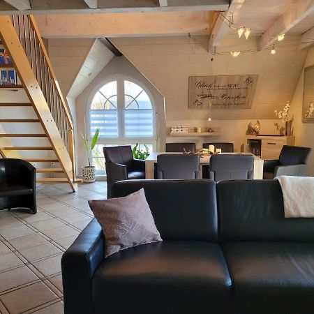 Ferienwohnung Fitness Entspannung Sauna Im Westerwald Derschen Bagian luar foto