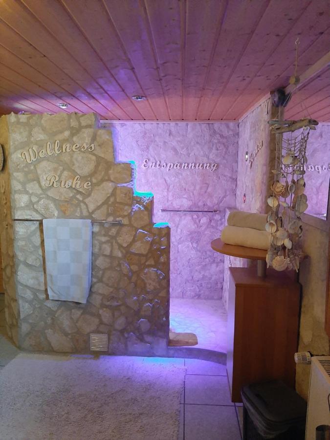 Ferienwohnung Fitness Entspannung Sauna Im Westerwald Derschen Bagian luar foto