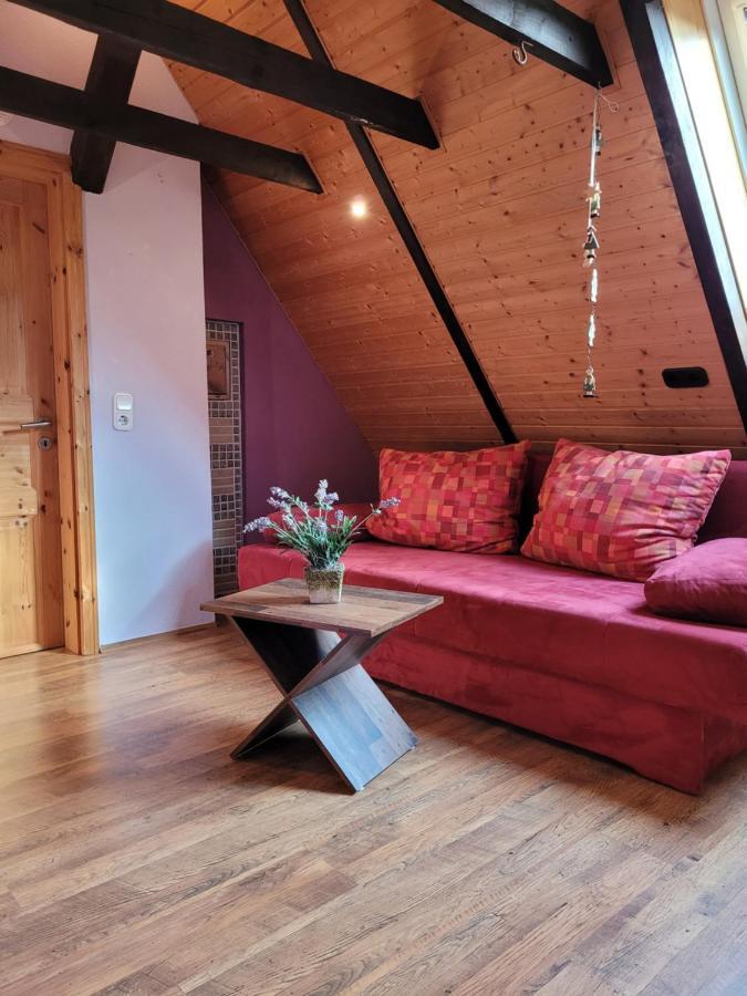 Ferienwohnung Fitness Entspannung Sauna Im Westerwald Derschen Bagian luar foto